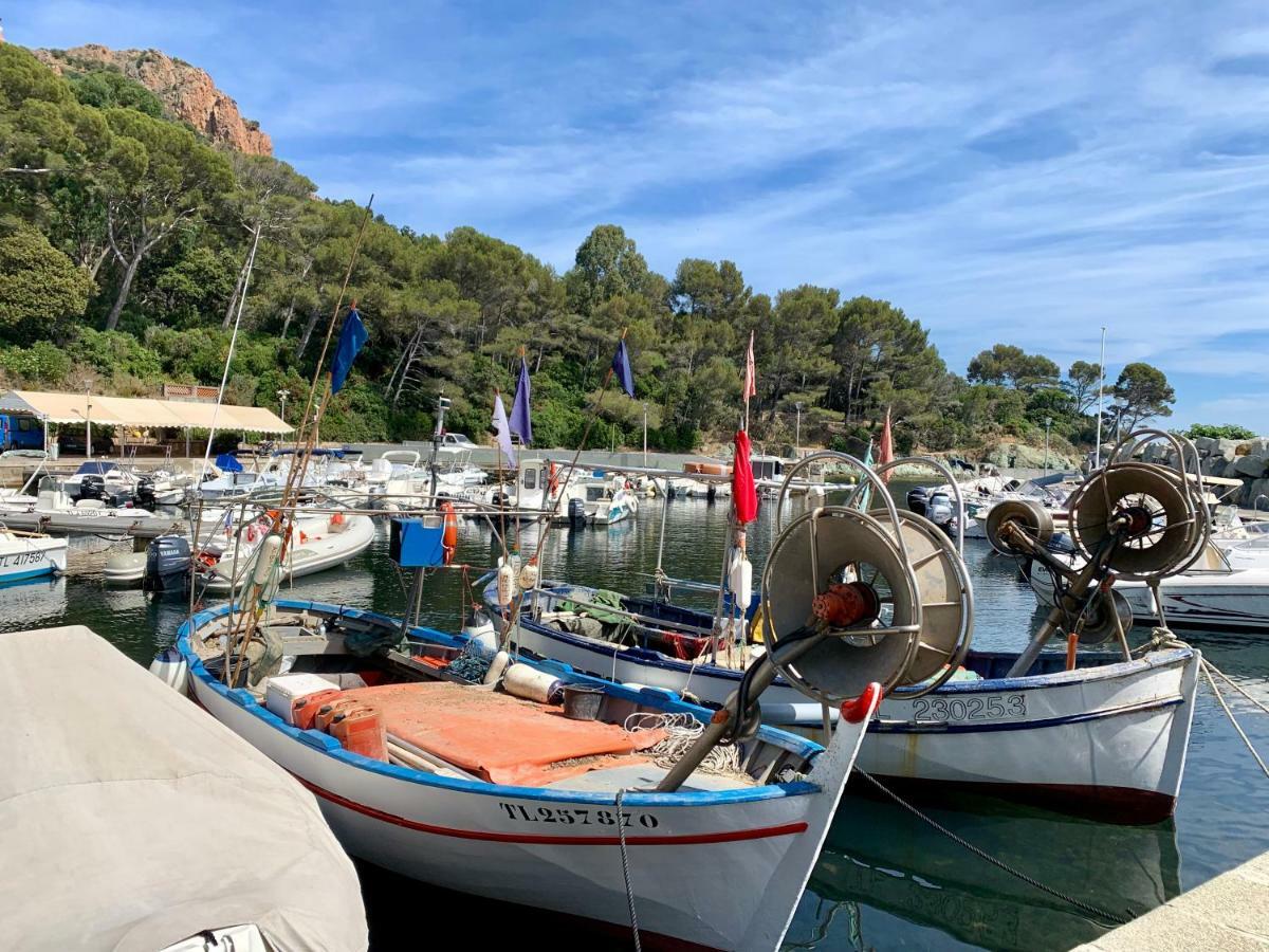 le petit sémaphore Saint-Raphaël Esterno foto